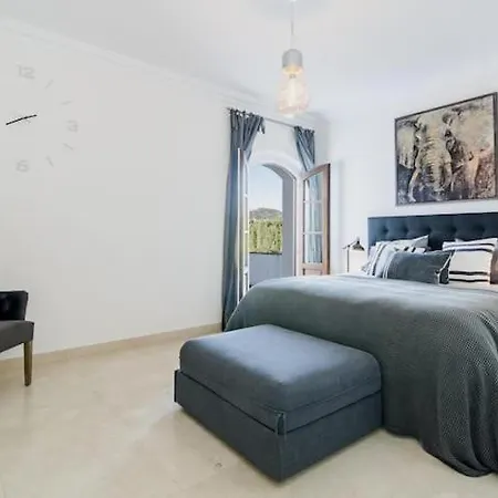 Villa Casa Monarch *